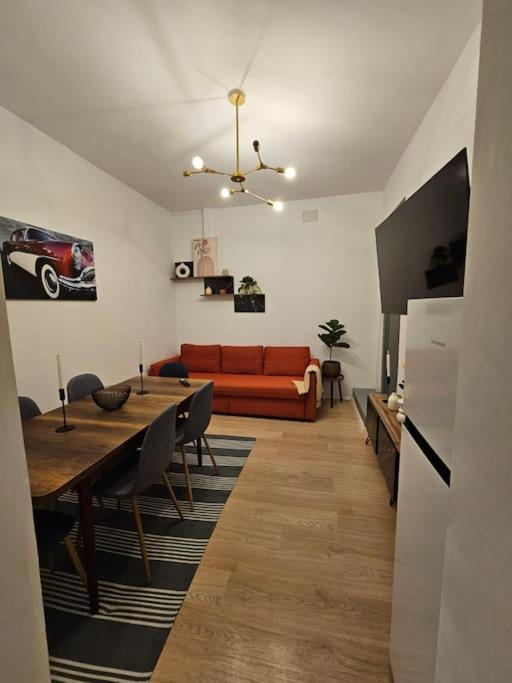 Heart Of City Center 4Br 2Bath 10 Pers Bukarest Exterior foto